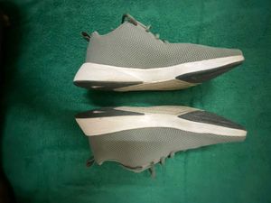 Puma unisex Grey Mesh Running Shoes