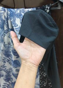 hizab with cap