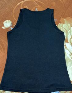 Classic Black Sleeveless Tank Top