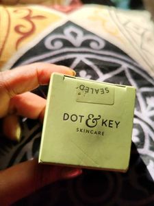 Buy1Get1oneFree Dot&Key New Sealed Pack Moisturiz