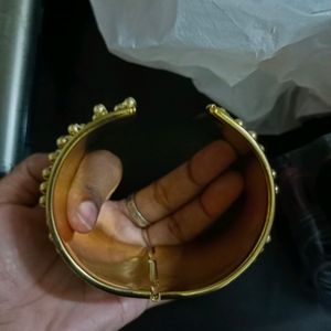 GOLDEN COLOUR ADJUSTABLE  KADA