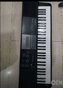 Casio CT-X870IN Keyboard Bundle – Includes Stand &amp;