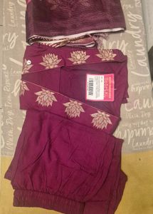 kurta set embroidery
