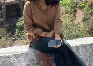 brown baggy shirt