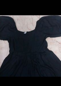 black dresss