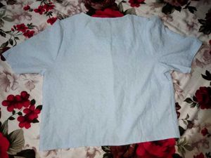 Elegant Blue Embroidered top