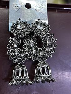 Exquisite Jhumka Earrings with Stone