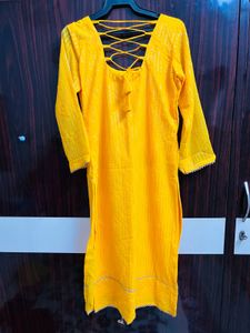 Vibrant Yellow Kurta with Delicate Detailing