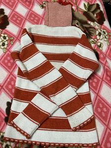 Pack of 2 - Striped &amp; White Turtleneck Sweaters
