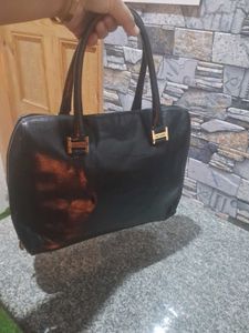 Chic Black Patent Handbag