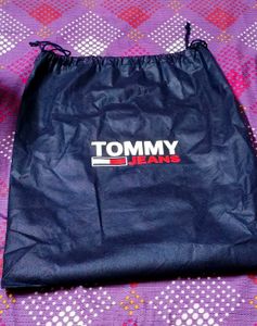 Tommy Jeans TJW City Girl Shoulder Bag