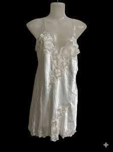 Elegant White Lace Chemise