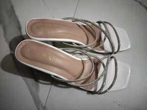 Iconics White Rhinestone Heels - Size 6