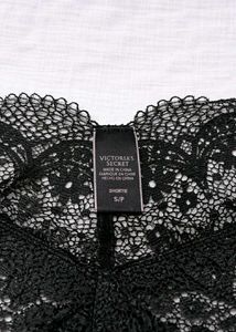 Victoria’s Secret Black Lace Shortie Panty
