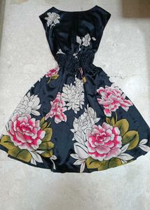 Chic Floral Print Dress