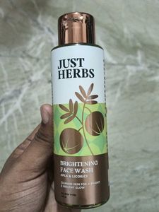 Just Herbs Brightening Face Wash