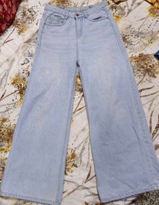 Light Wash Wide Leg Jeans