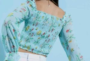 Tokyo Talkies Floral Smocked Crop Top