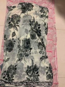 Elegant Floral Print Saree with Polka Dot Blouse