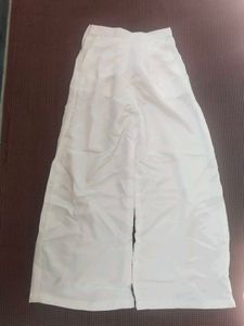 Satin white trouser🤍