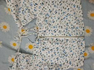 Floral Print Crop Top with Cut-out Details