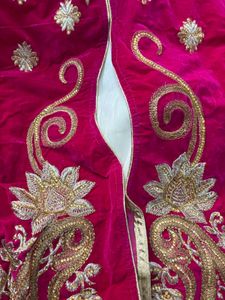 Elegant Embroidered Kurta Set with Jacket