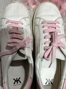 Like New Kook N Keech Sneakers😍