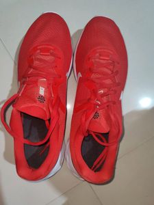 Nike Men Casual Shoes. Unused. No Coins.