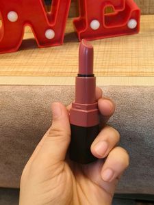 Bobbi Brown Lipstick