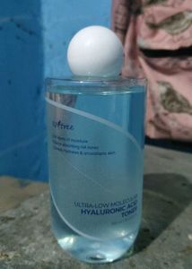 Isntree Hyaluronic Acid Toner