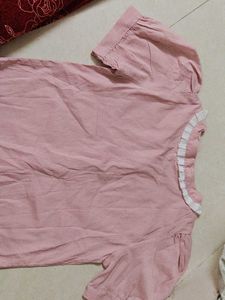 Offer Top  new pattern neck with puff ha