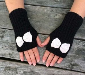 Bow Fingerless Gloves