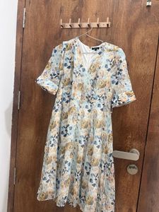 Cottagecore V-Neck Midi Dress