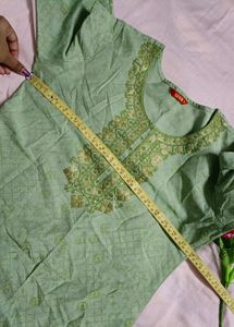 Women Self Design Pure Silk Straight Kurta