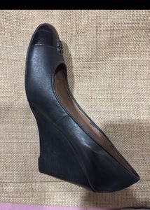 Tory Burch Black Leather Ballet Heels