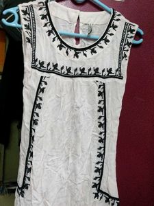 Embroidered White Kurta