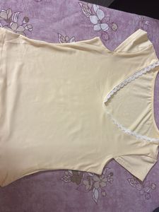 pastel yellow lace V-Neck savana top