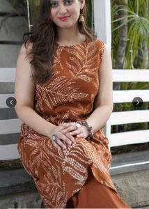 KALINI women brown viscose reyon kurta set
