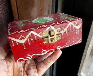 Vintage Hand-Painted Christmas Keepsake Wooden Box