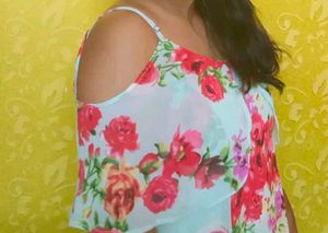 Chic Floral Cold Shoulder Maxi Dress