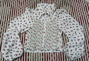 Chic Floral Smocked Crop Top