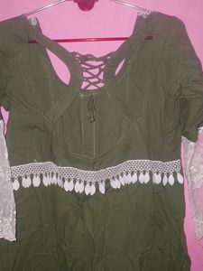 Elegant Green Kurta and pent with Lace Detailing