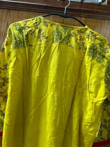 Elegant Yellow Embroidered Kurta