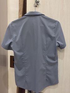 fitted blue shirt