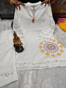 Elegant Embroidered Kurta Set with Palazzo