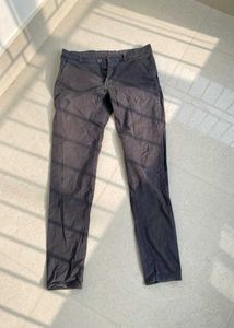 Slim-Fit Grey Chinos