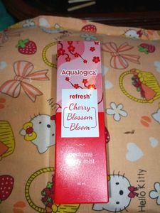 Aqualogica Cherry Blossom Bloom Perfume Mist