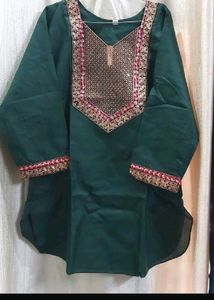 New Elegant Green Embroidered Kurta ❣️