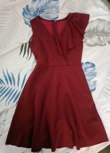 Chic Ruffle Detail A-Line Dress