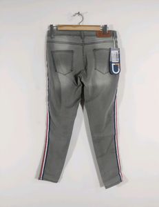 Grey Skinny Fit Jeans (Women)